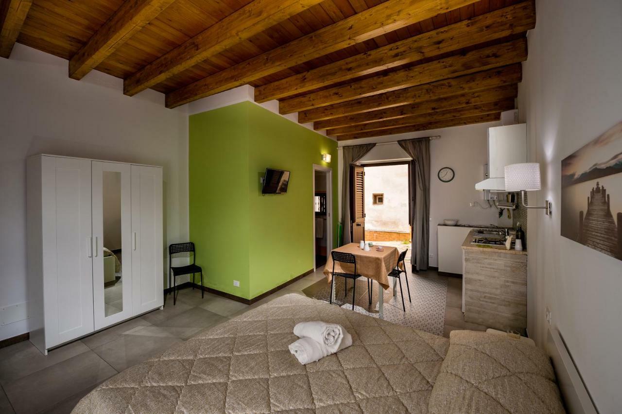 Il Cortile Apartment Castellammare del Golfo Luaran gambar